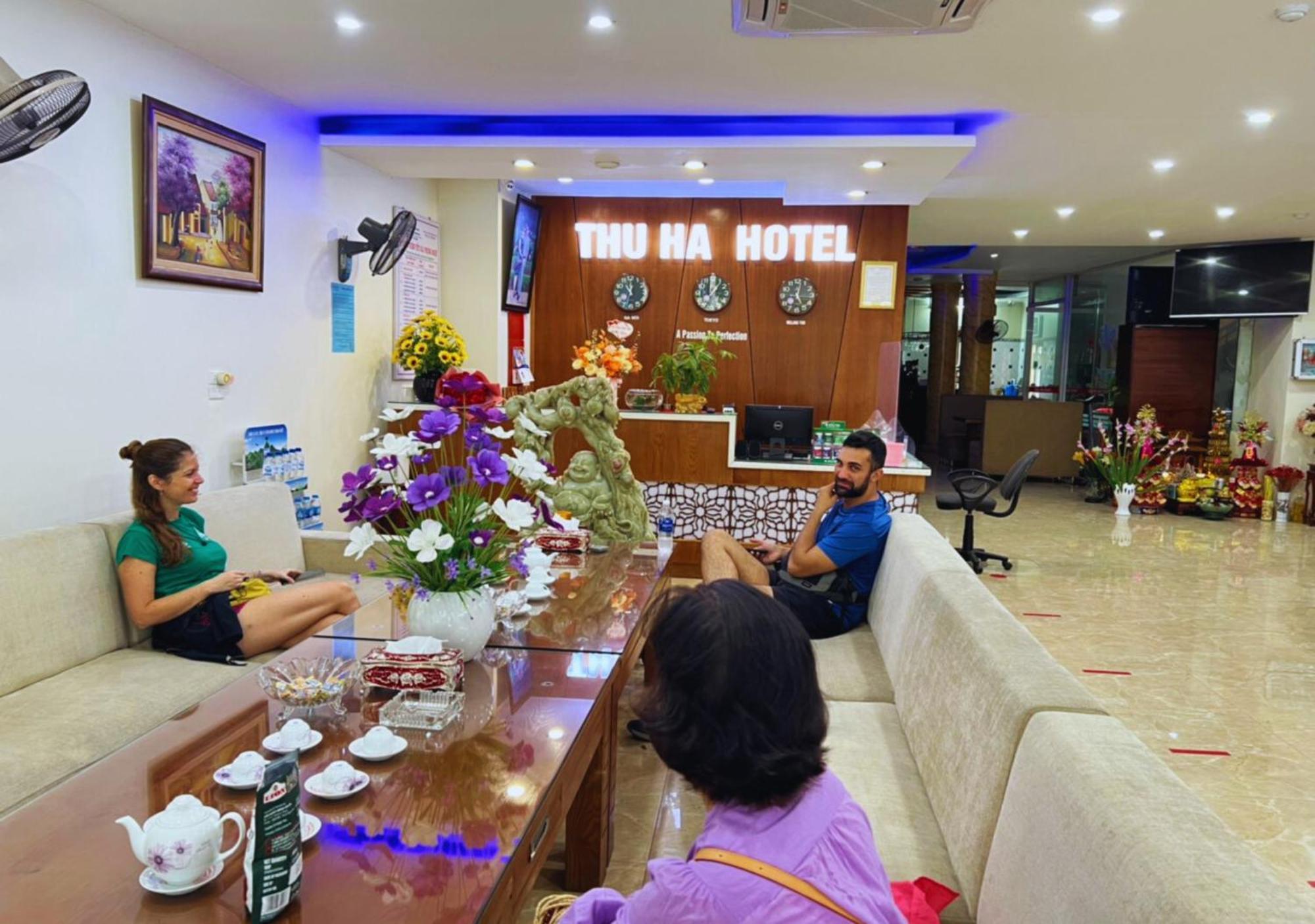 Thu Ha Hotel Uong Bi Exterior photo